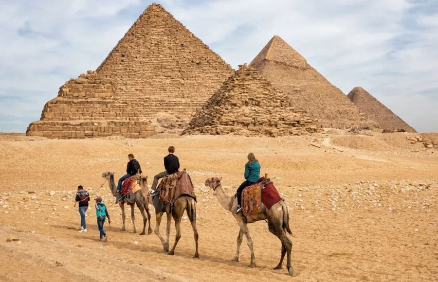 Giza Pyramids 4 Days Cairo and Alexandria Tour Package