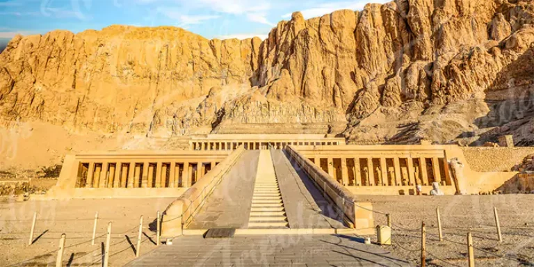 queen hatshepsut temple