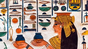 Alt text: "A detailed illustration of Queen Nefertari, adorned in traditional ancient Egyptian attire and intricate jewelry."