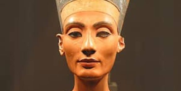 Nefertiti, renowned Egyptian queen, known for her beauty; played a key role in the religious revolution, promoting Aten worship.