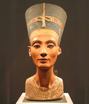 Nefertiti, Renowned Egyptian Queen, Known For Her Beauty; Played A Key Role In The Religious Revolution, Promoting Aten Worship.