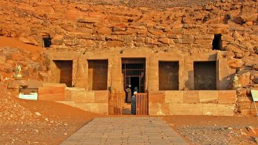 Temple of Derr
