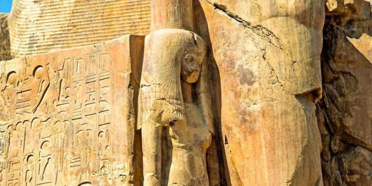 what is the colossi of memnon