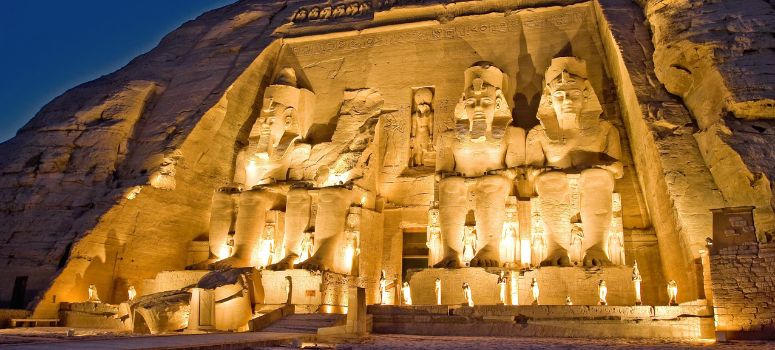 Day 4: The Majestic Abu Simbel Temples - A Journey Back in Time