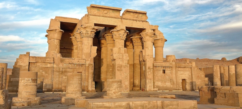 Day 5: Temples of Edfu and Kom Ombo