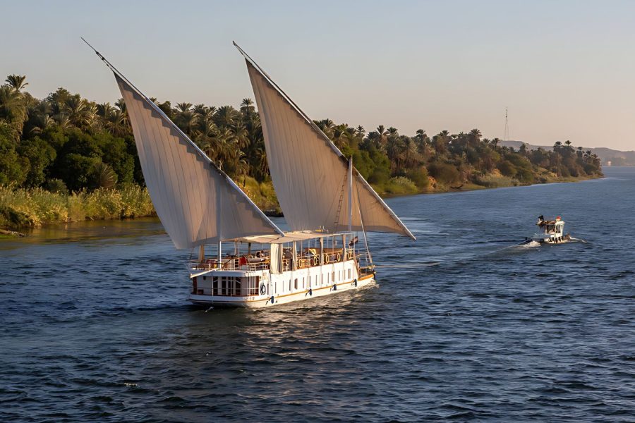 6 Days Private Dahabiya Nile River Cruise Aswan to Luxor