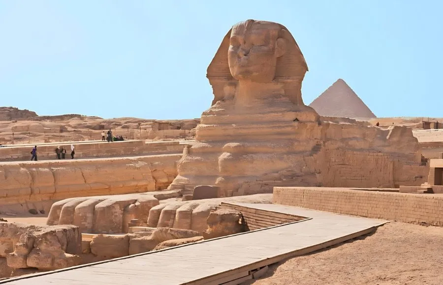 The-Great-Sphinx-of-Giza-Great-Pyramid-of-Giza-Tripidays-Egypt-Tours-updraft-pre-smush-original