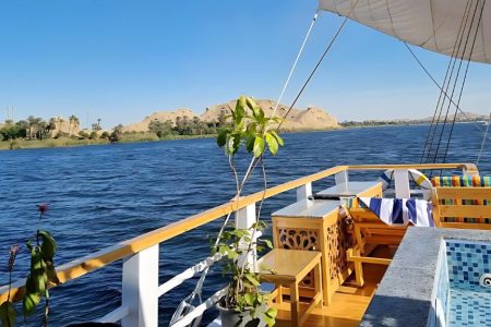 6 Days Private Dahabiya Nile River Cruise Aswan to Luxor