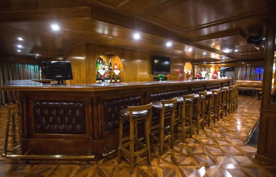 Bar on the MS Concerto Plus