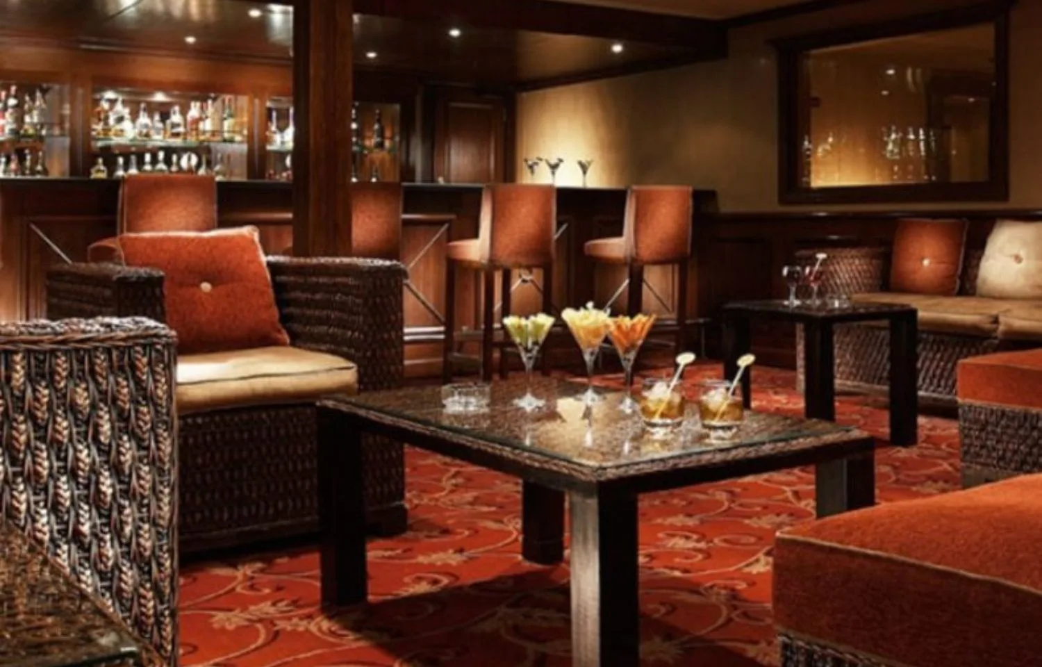 The cozy lounge bar on the Ms Crown Jubilee Nile Cruise.