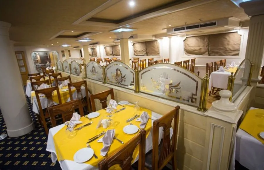 A main dining room on the Princess Sarah II Nile Cruise.