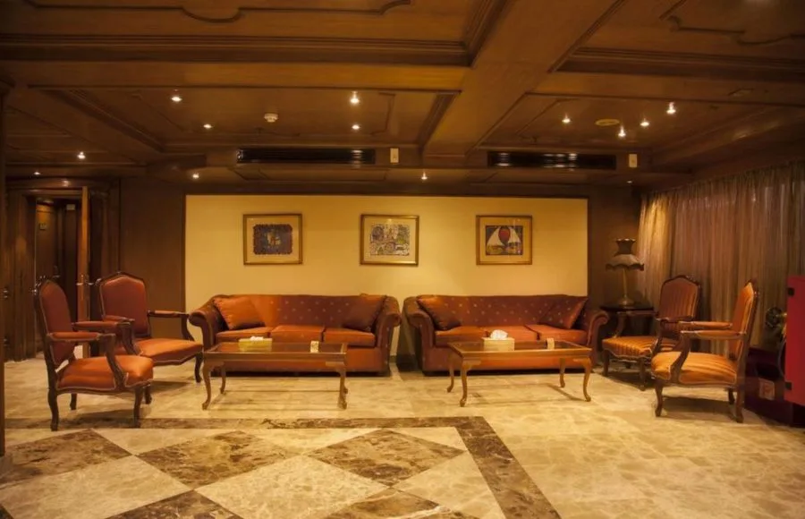 MS-Queen-of-Hansa-Nile-Cruise-Lobby-Photo