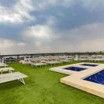 Sundeck with pool on the Semiramis II.