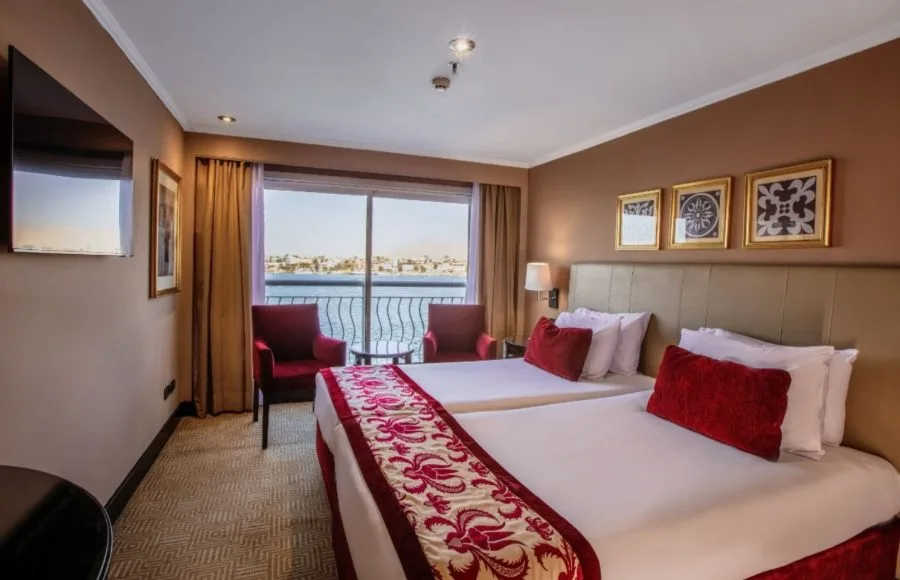 A twin-bedded cabin on the Steigenberger Legacy Nile Cruise.