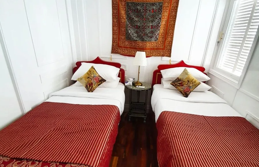 Abundance-Dahabiya-Nile-Cruise-Cabin-Twin-Bed-Photo.jpg