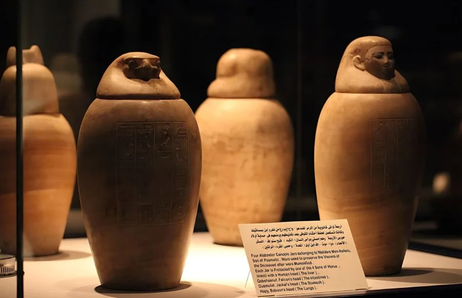 Alabaster-canopic-jars-on-display-at-the-Mummification-Museum-in-Luxor
