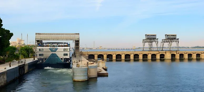 Itinerary Day 2: Monday- All Day sailing by Esna 