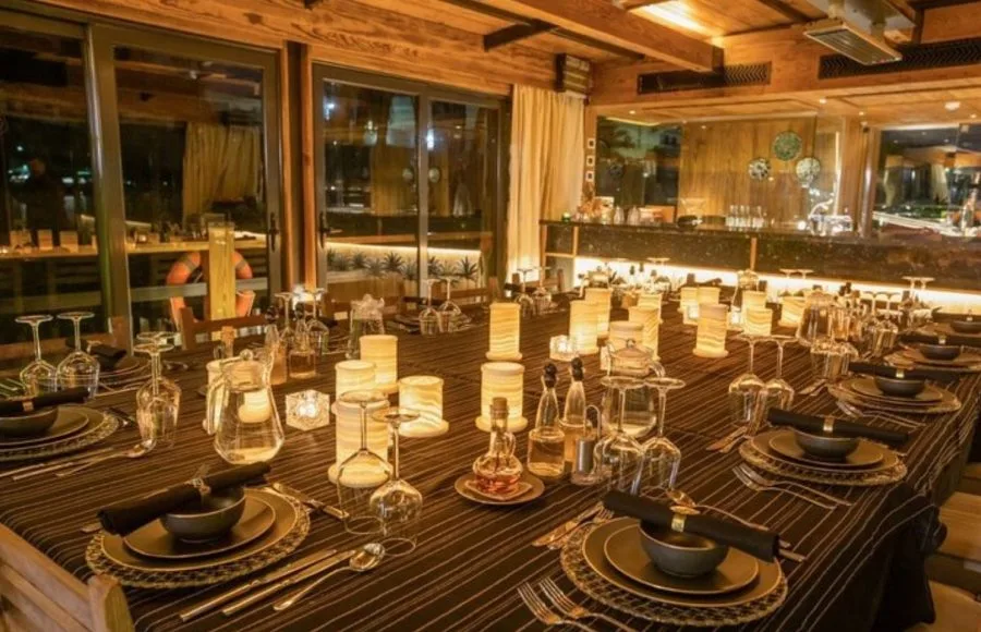 Eyaru-Dahabiya-Nile-Cruise-Restaurant