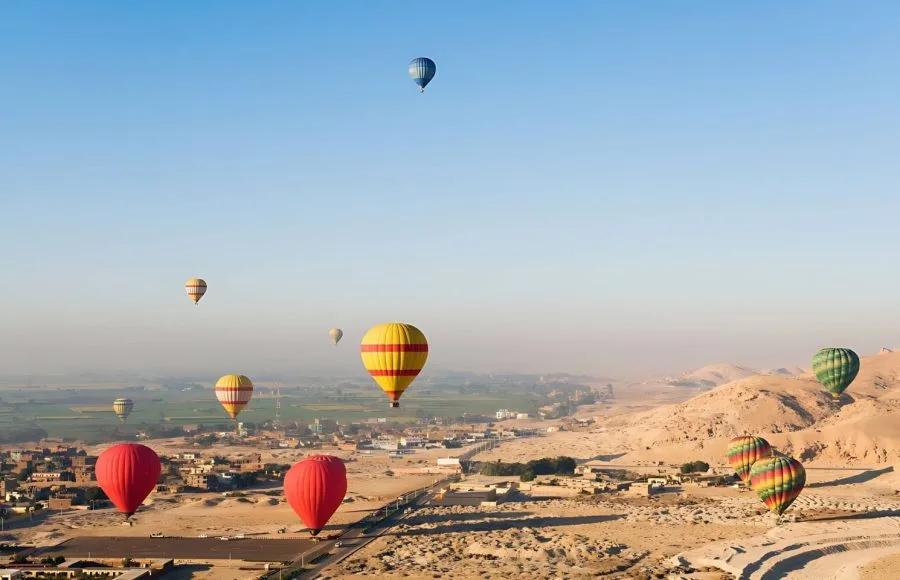 Hot-Air-Balloons-West-Bank-In-Luxor