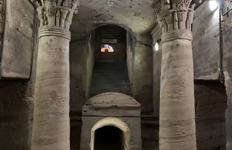 Inside-Catacombs-Of-Kom-El-Shokafa