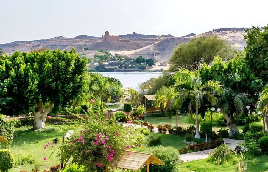 Kitchener-Island-On-Nile-River