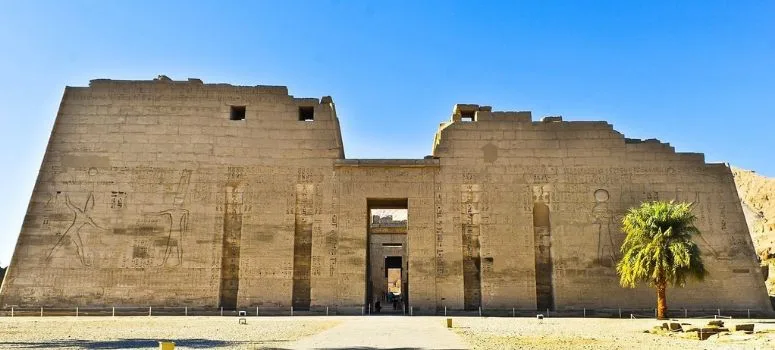 Day 1 Itinerary: Saturday - Begin Adventure to Luxor