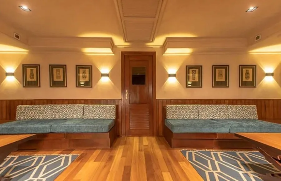 Nebyt-Dahabiya-Nile-Cruise-Lounge