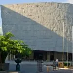 Street-Side-Library-In-Alexandria