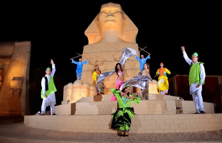 Alf-Leila-Wa-Leila-Tanura-Dance