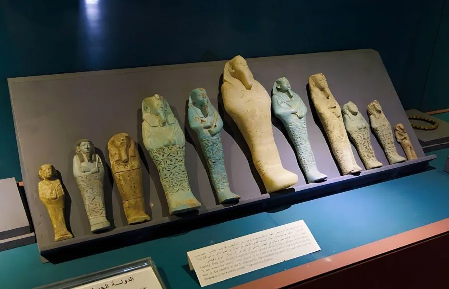 Figurine-Of-Servants-Of-The-Dead-In-The-Next-World-At-Nubian-Museum