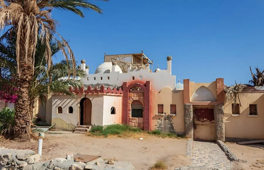 House-In-Desert-Egyptian-Village-Near-The-City-Of-Hurghada