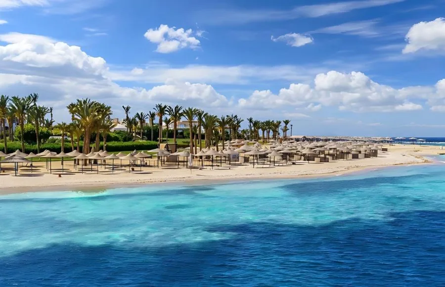 Landscape-with-beach-in-Port-Ghalib-Marsa-Alam