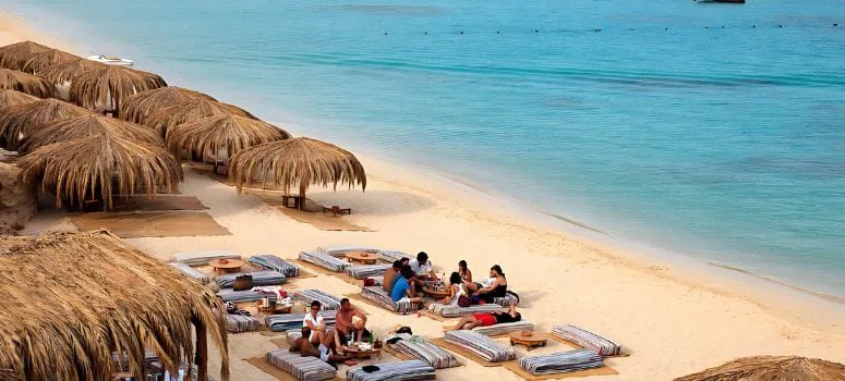 Day 5: Travel to Hurghada – Red Sea Escape