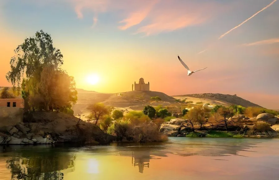 Aga-Khan-Mausoleum-Near-The-Nile-River