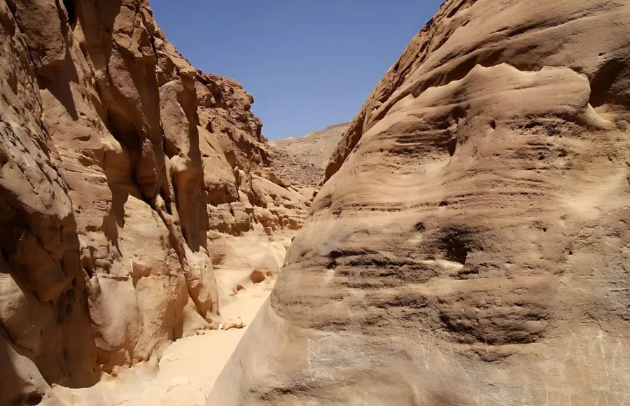 Colored-Canyon-In-Sinai-Egypt