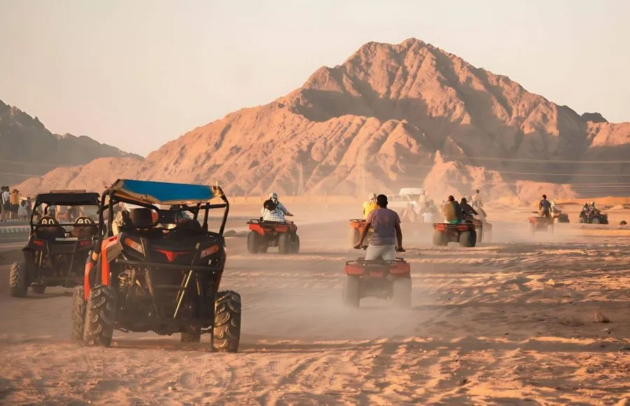 Quad-Bikes-Safari-In-The-Desert-Dahab
