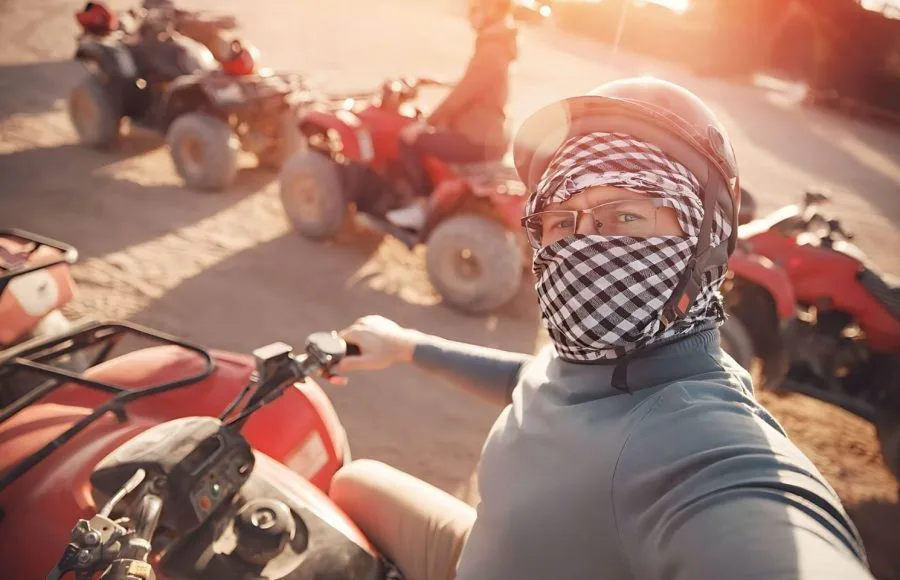 Tourist-Make-Selfie-Photo-On-Quad-Bike-Safari-In-Makadi-Bay-Desert