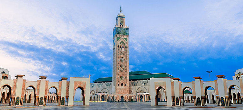 Day 7: Hassan II Mosque, Casablanca Corniche & Travel to Marrakech