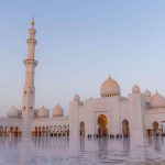 Famous-Abu-Dhabi-Mosque-in-UAE-Sheikh-Zayed-Grand-mosque