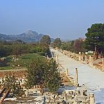 Harbour-Street-Archaeological-Ruins-in-Ephesus-Turkey