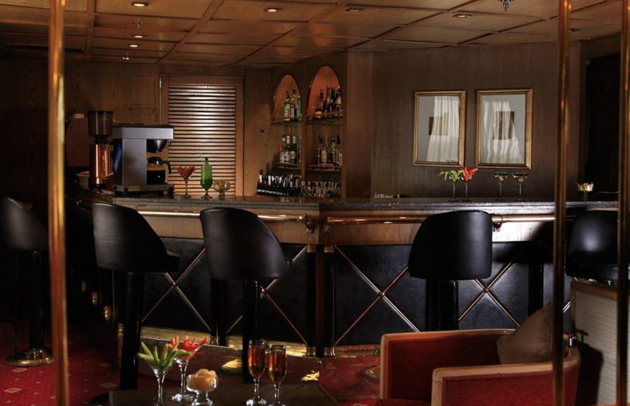 The bar on the Iberotel Amara Nile Cruise.