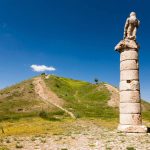 Karakus-Tumulus-eagle-statue-atop-Roman-column-royal-tomb-of-Commagene-kingdom-Kahta-Adıyaman-province-AnatoliaTurkey-Asia