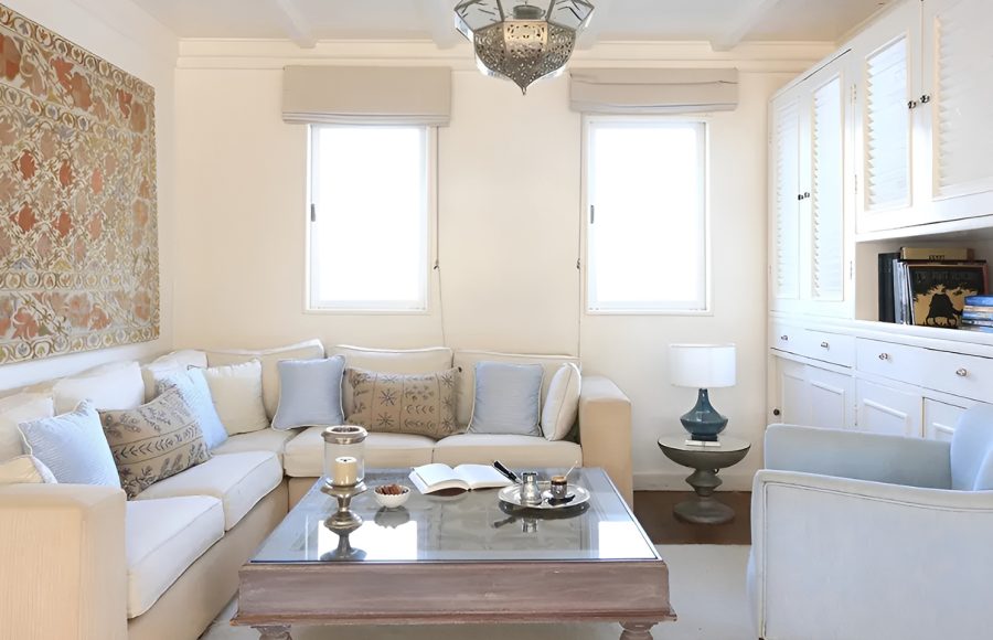 Lazuli-Luxor-Dahabiya-Nile-Cruise-Living-Tripidays-Egypt-Tours