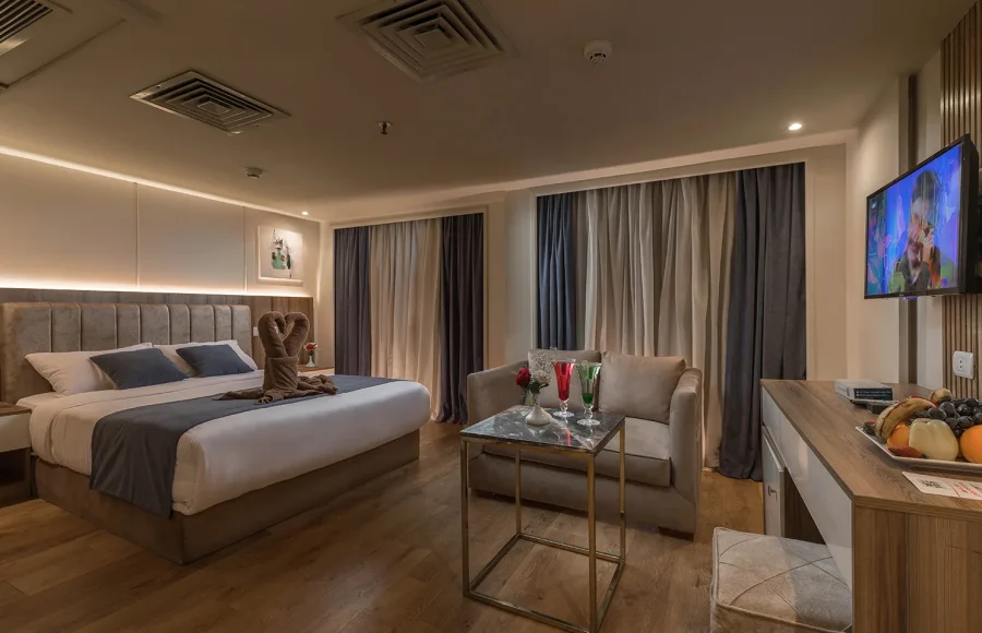 Modern cabin on a Nile cruise ship, offered on the Cairo Nile Cruise and Red Sea Holiday.