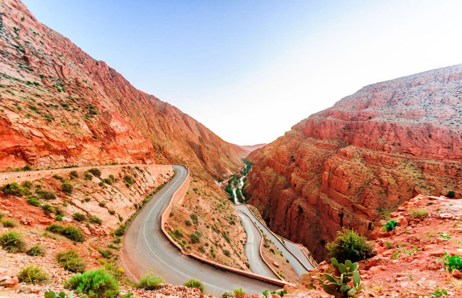 Narrow-serpentine-by-Dades-gorge-in-Morcco