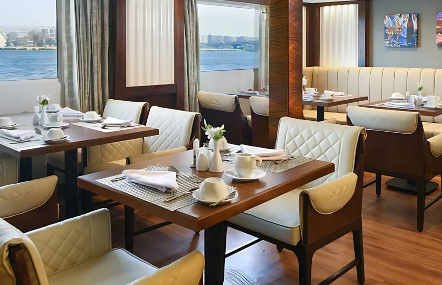 A restaurant overlooking the Nile, where delicious meals are part of the Nile Cruise with Red Sea Stay package.