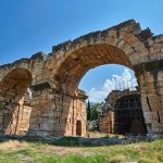 Picture-of-the-Roman-Basilica-Baths-Hierapolis-archaeological-site-near-Pamukkale-in-Turkey
