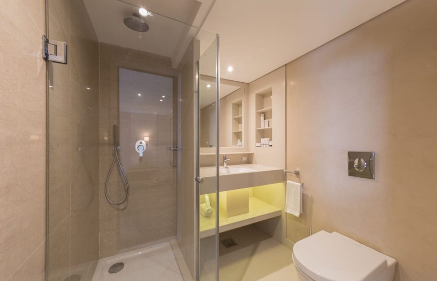 The modern bathroom on the Steigenberger Regency.