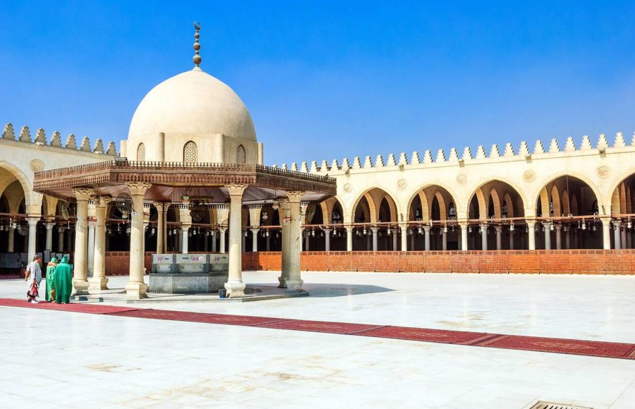 The-fountain-in-the-courtyard-of-Amr-Ibn-El-Aas-Mosque