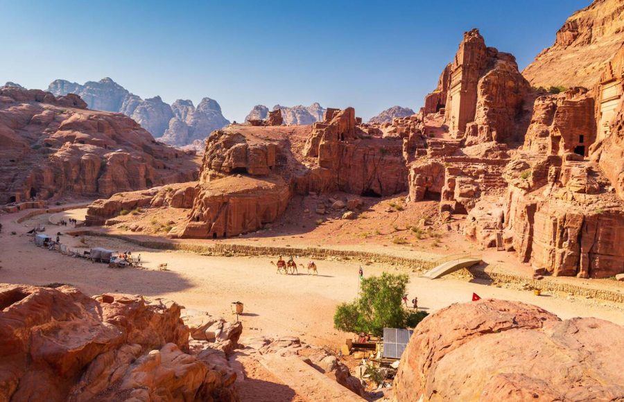 View-of-the-main-trail-in-the-ancient-Nabataean-City-of-Petra-Jordan-UNESCO-World-Heritage-Site